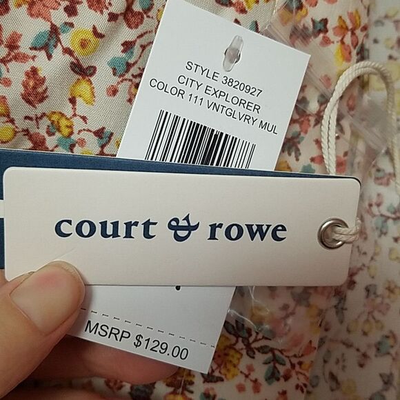 Court & Rowe Woodland Ditzy Floral Ivory Midi Shirtdress - Picture 8 of 9